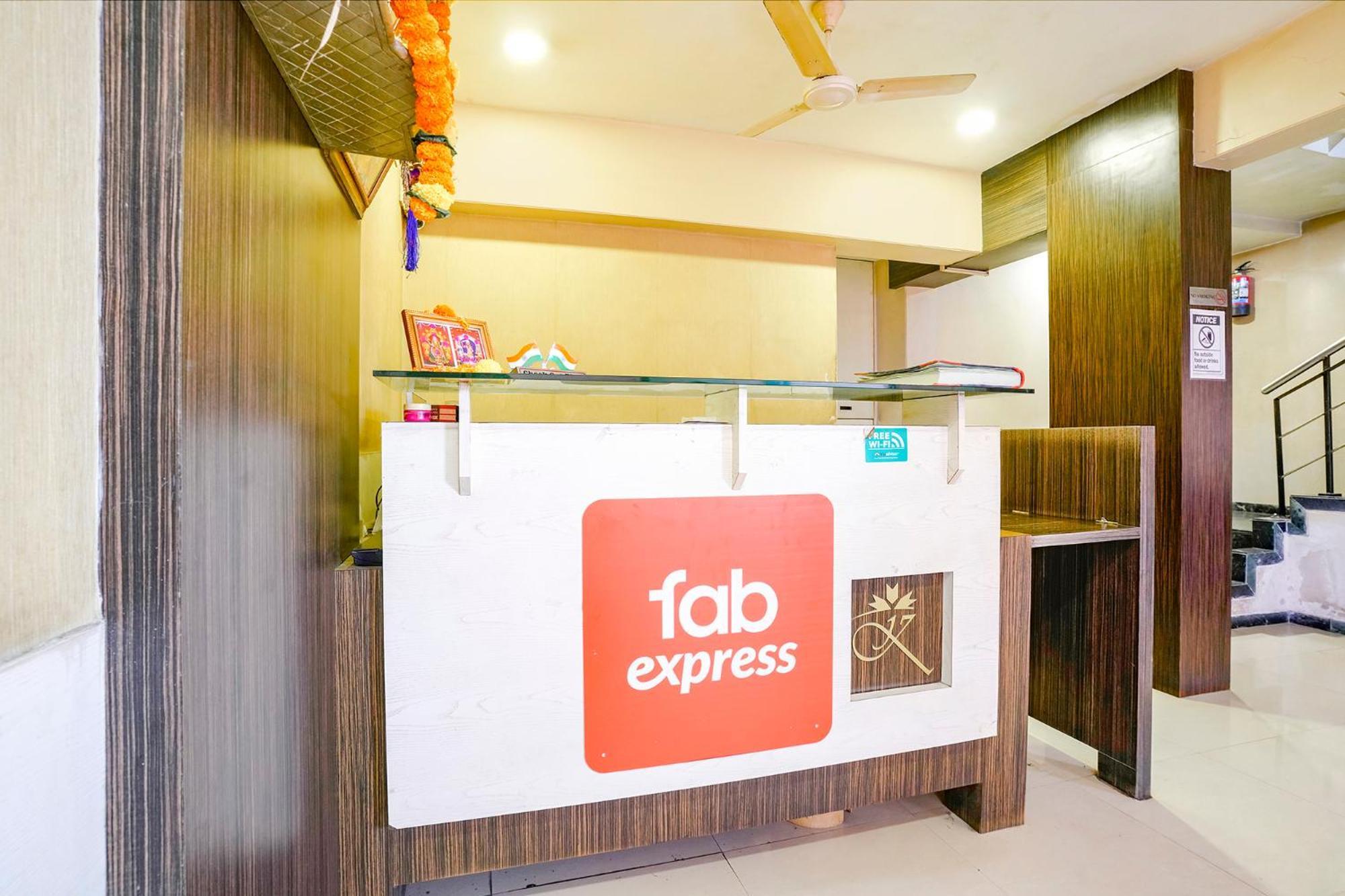 Fabexpress Kuber - Nr Apmc Vashi, Navi Mumbai Hotel Eksteriør billede